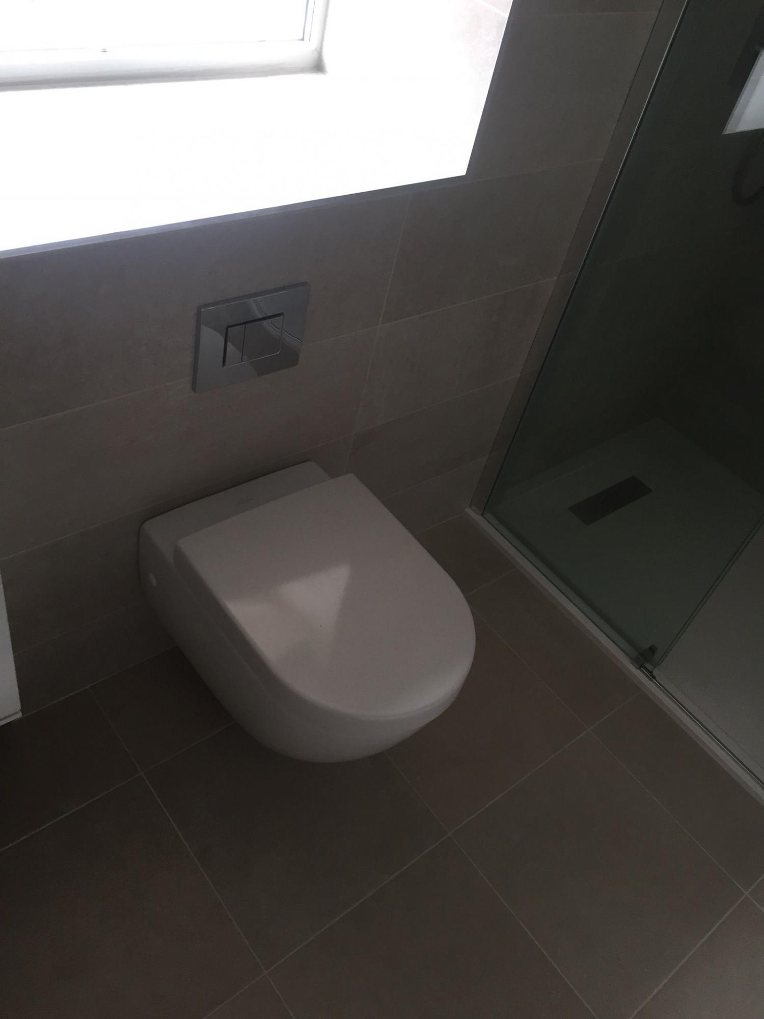 Toilet installation and fitting - Finesse UK -  PLUMBING & HEATING LTD