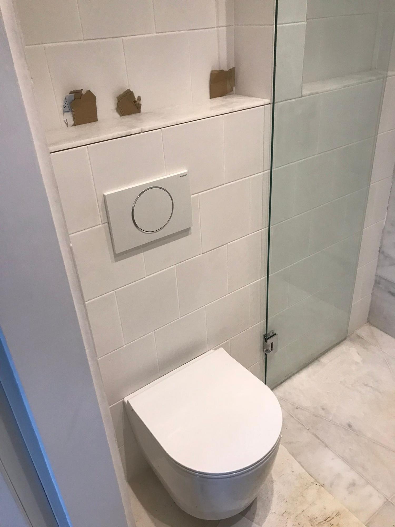 Toilet installation and fitting - Finesse UK -  PLUMBING & HEATING LTD