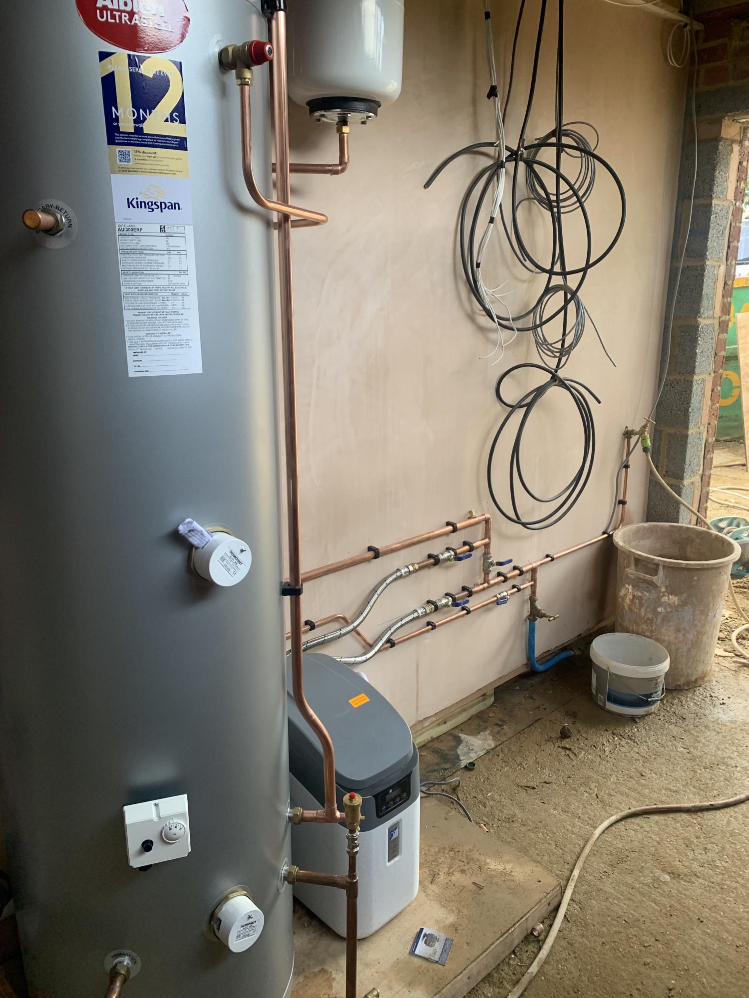 Plumbing Heating and Pipe Work - Finesse UK -  PLUMBING & HEATING LTD