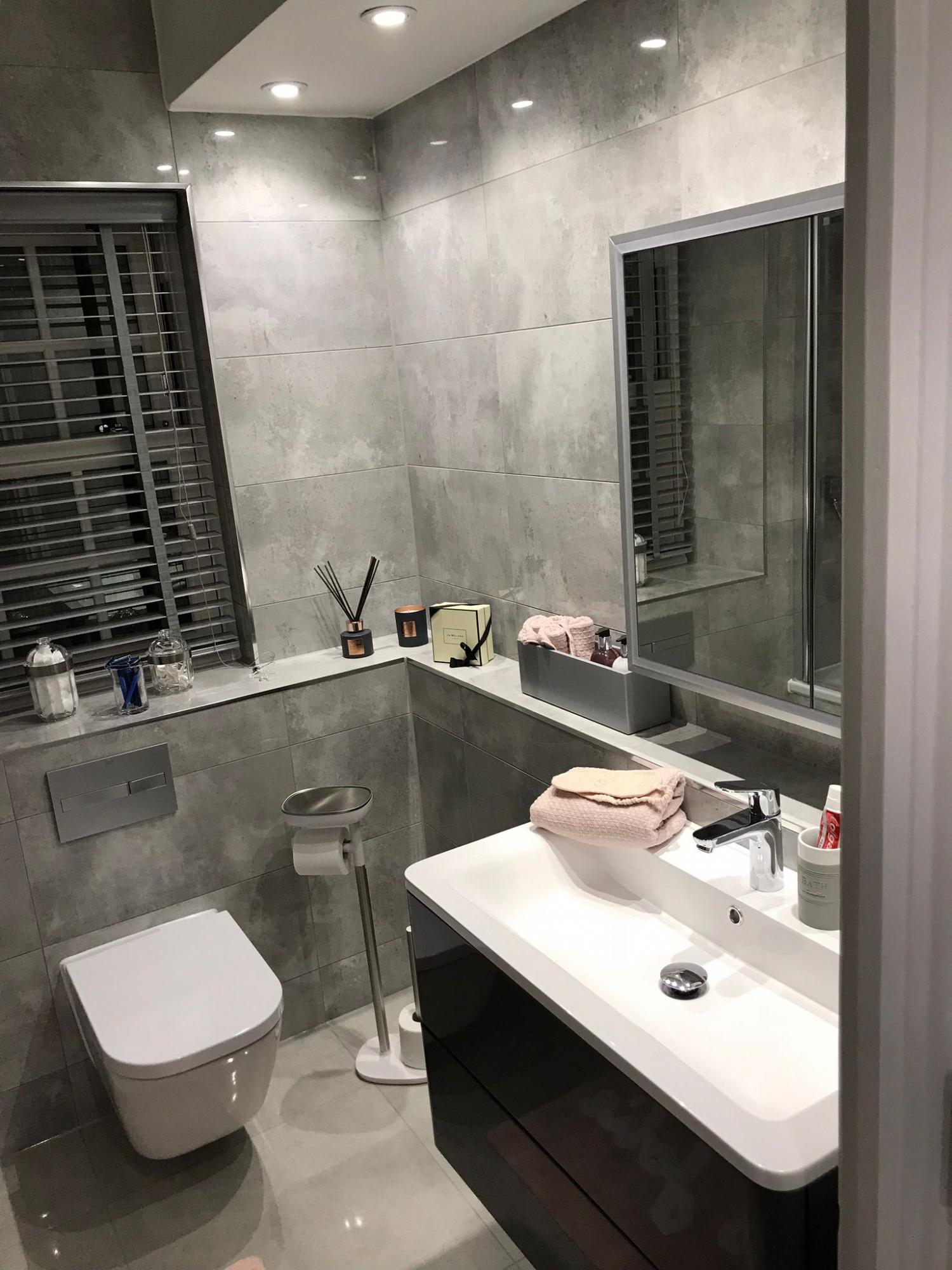 Bathroom installation - Finesse UK -  PLUMBING & HEATING LTD