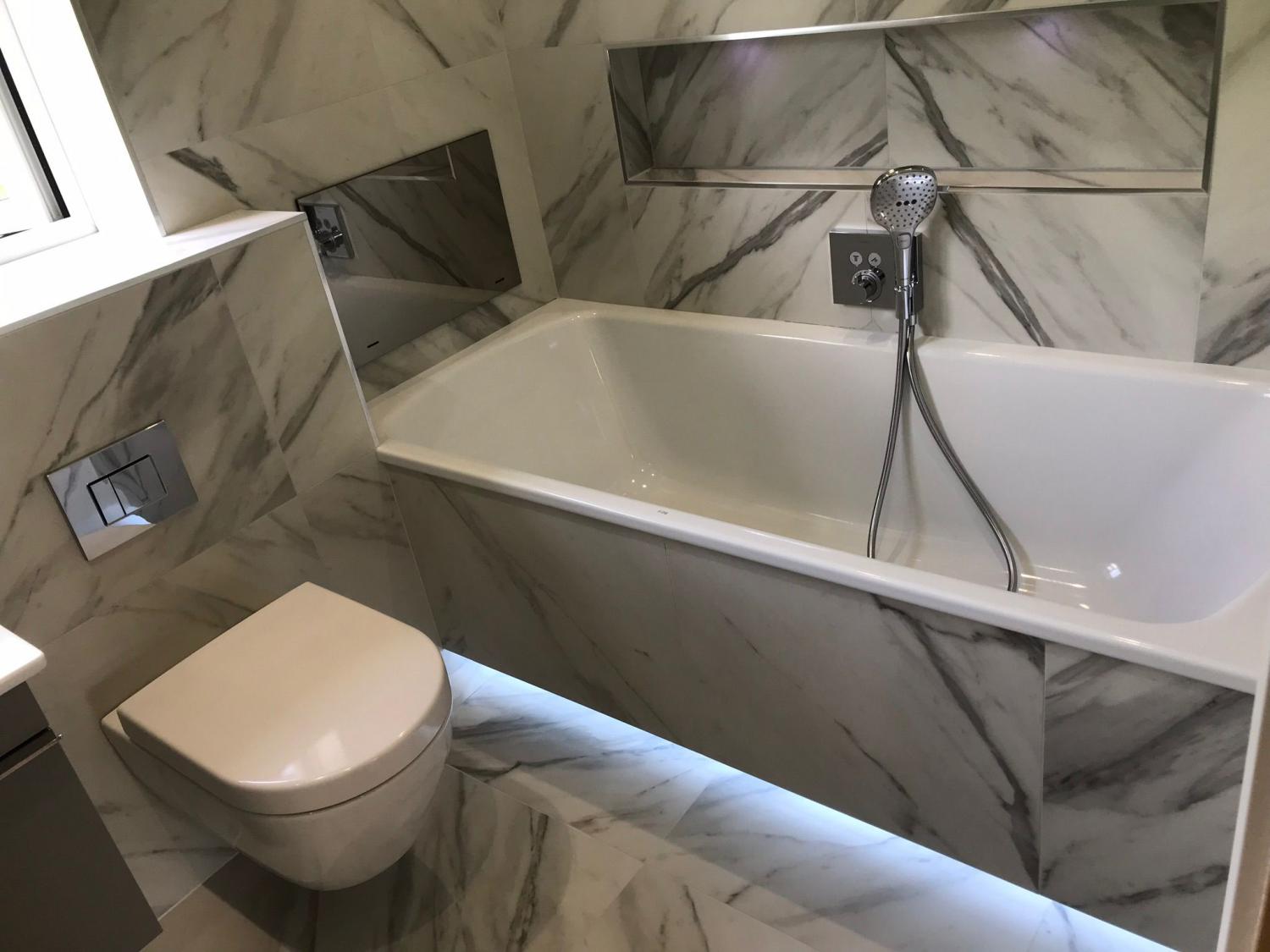 Bathroom installation - Finesse UK -  PLUMBING & HEATING LTD